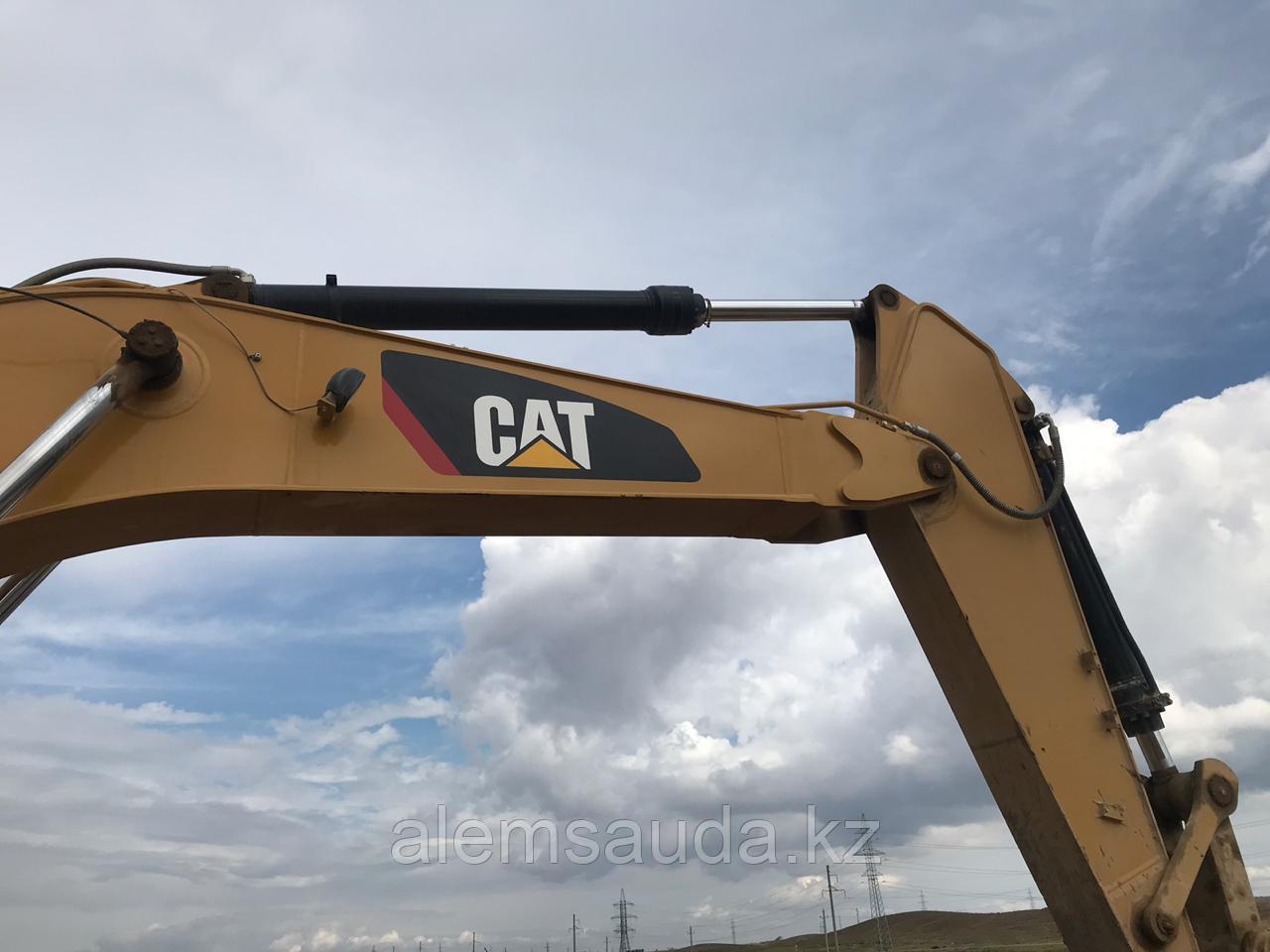 Аренда экскаватора CAT 330 D2L