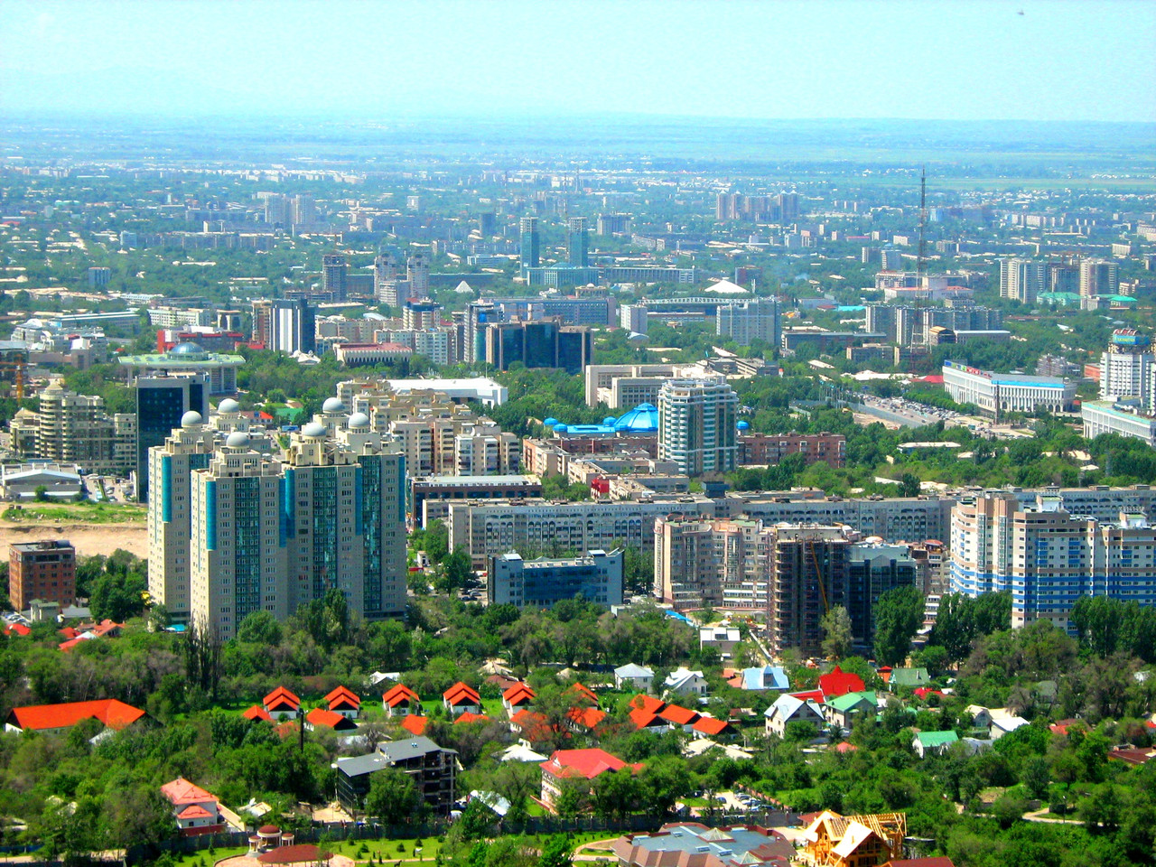 Транспорт для экскурсий по достопримечательностям Алматы