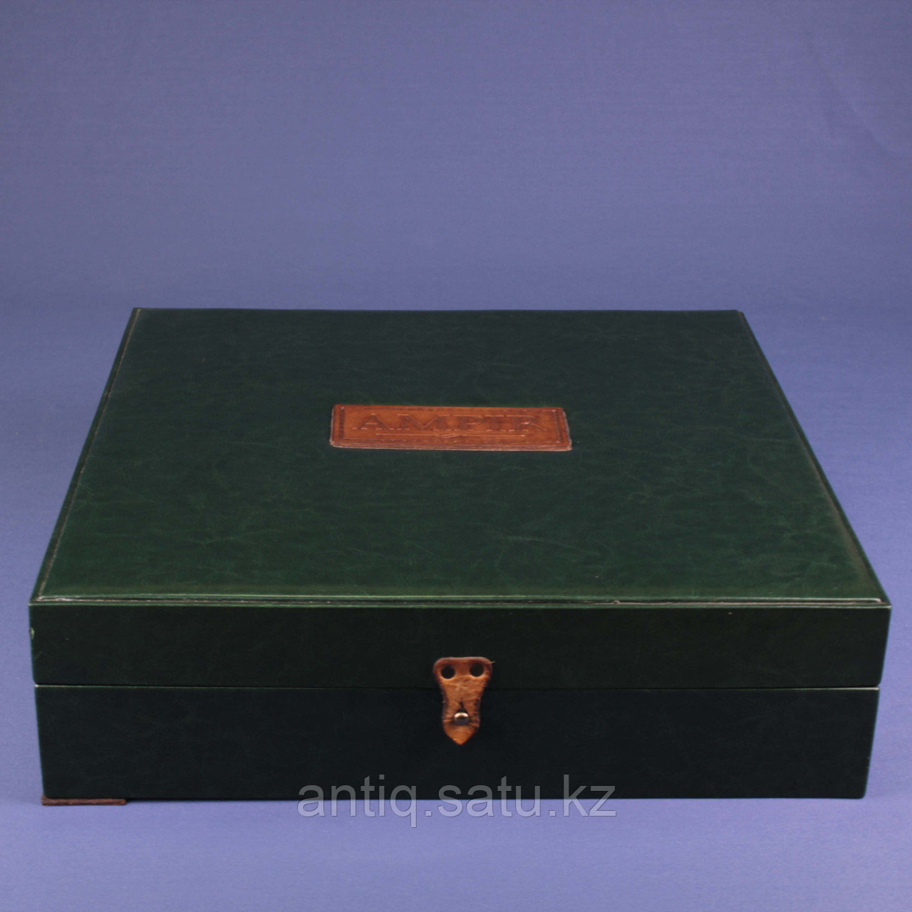 Парадное блюдо. Фарфоровая мануфактура Meissen. Германия. 1958 год