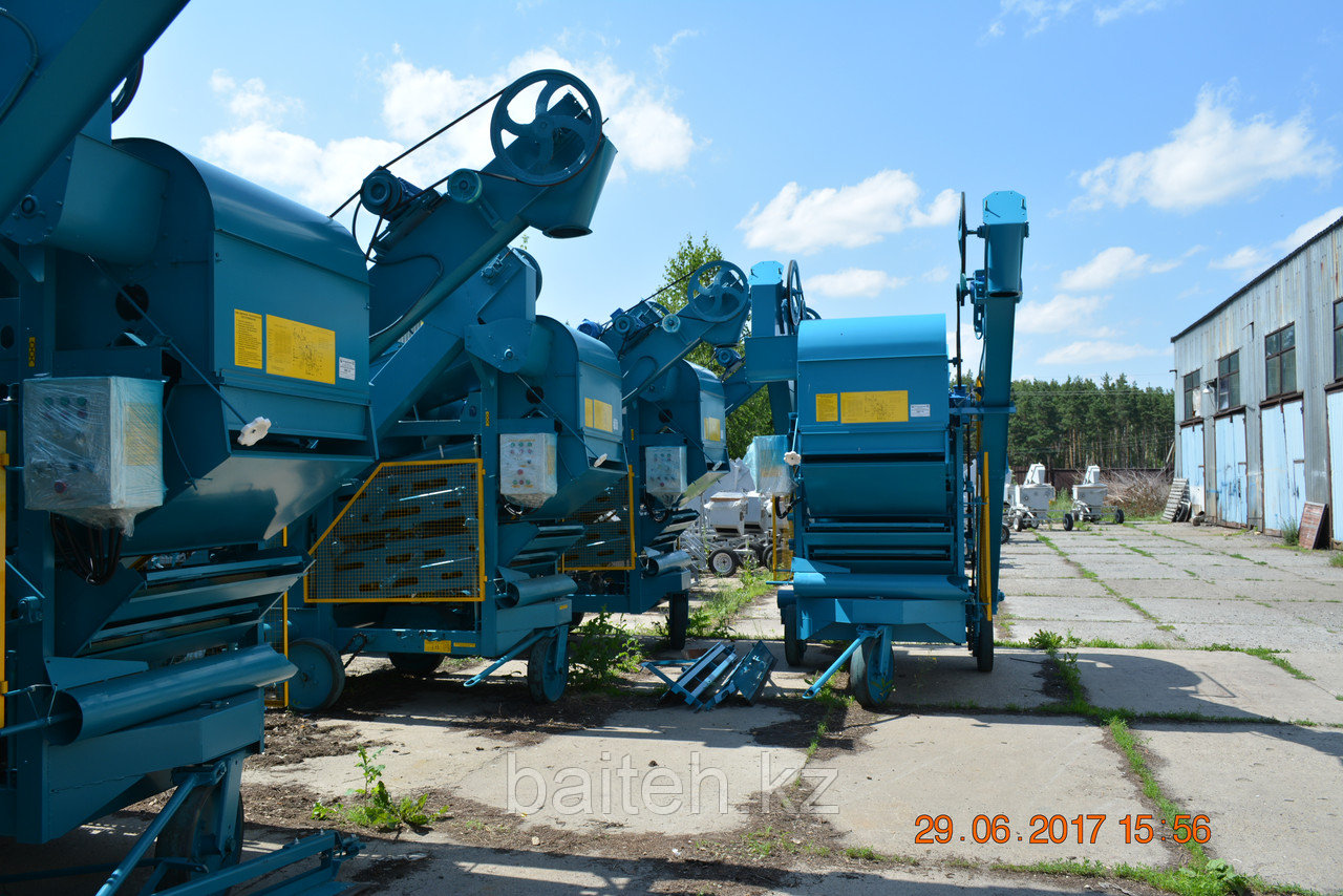 Очиститель вороха самопередвижной ОВС-25к