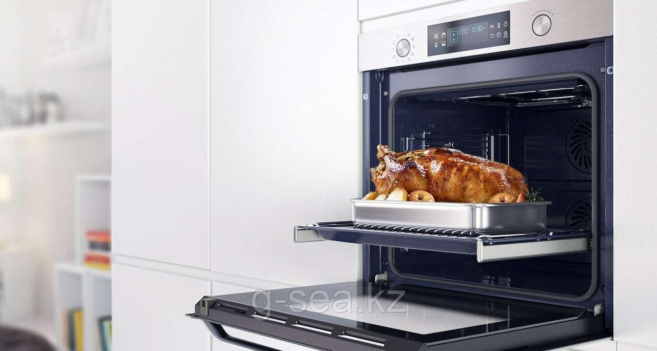 Духовой шкаф Samsung NV-75K5541RS/WT