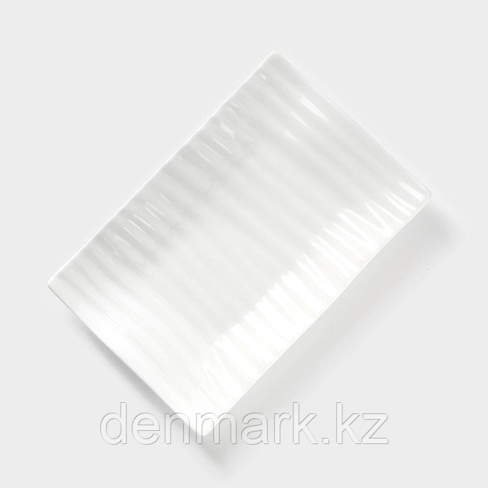 Блюдо фарфоровое Wilmax, 18×11,5 см, цвет белый