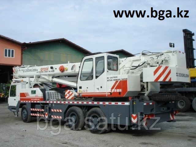 Автокраны ZOOMLION QY25V431.3,25 тонн,5 секции,рычажный