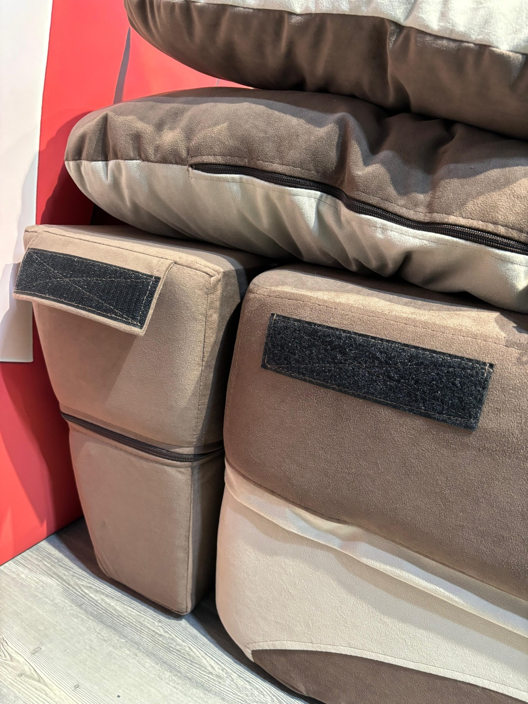 PRESTIGE MEBEL диван прямой Perinka, обивка велюр, 80х200х90 см, коричневый, бежевый