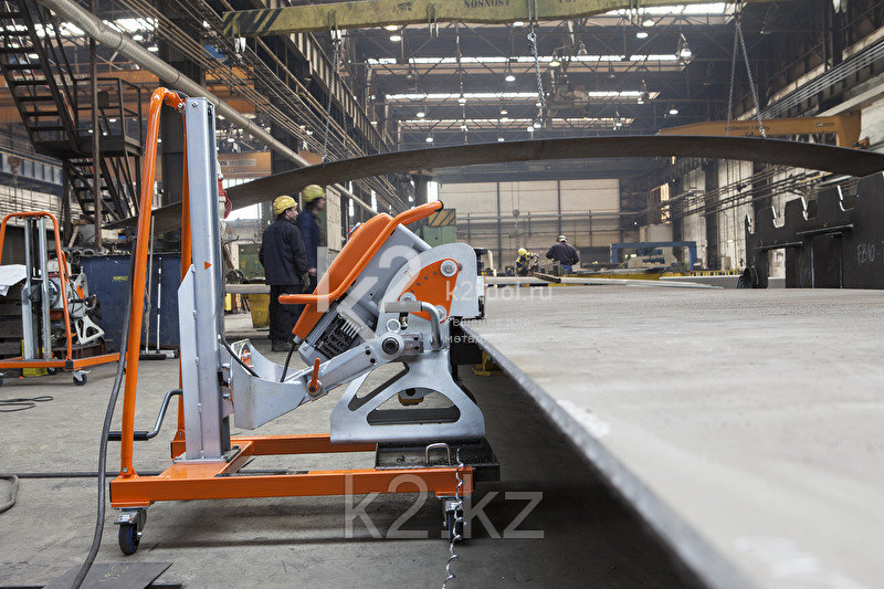 Кромкорез автоматический UZ-18 / Машина для снятия фаски NKO UZ-18 Hardworker с автоподачей