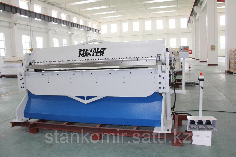 Гидравлический листогиб с поворотной балкой MetalMaster HBS-100