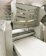 Тестораскаточная машина DM 520A ( мотор из желтого метала медь)5