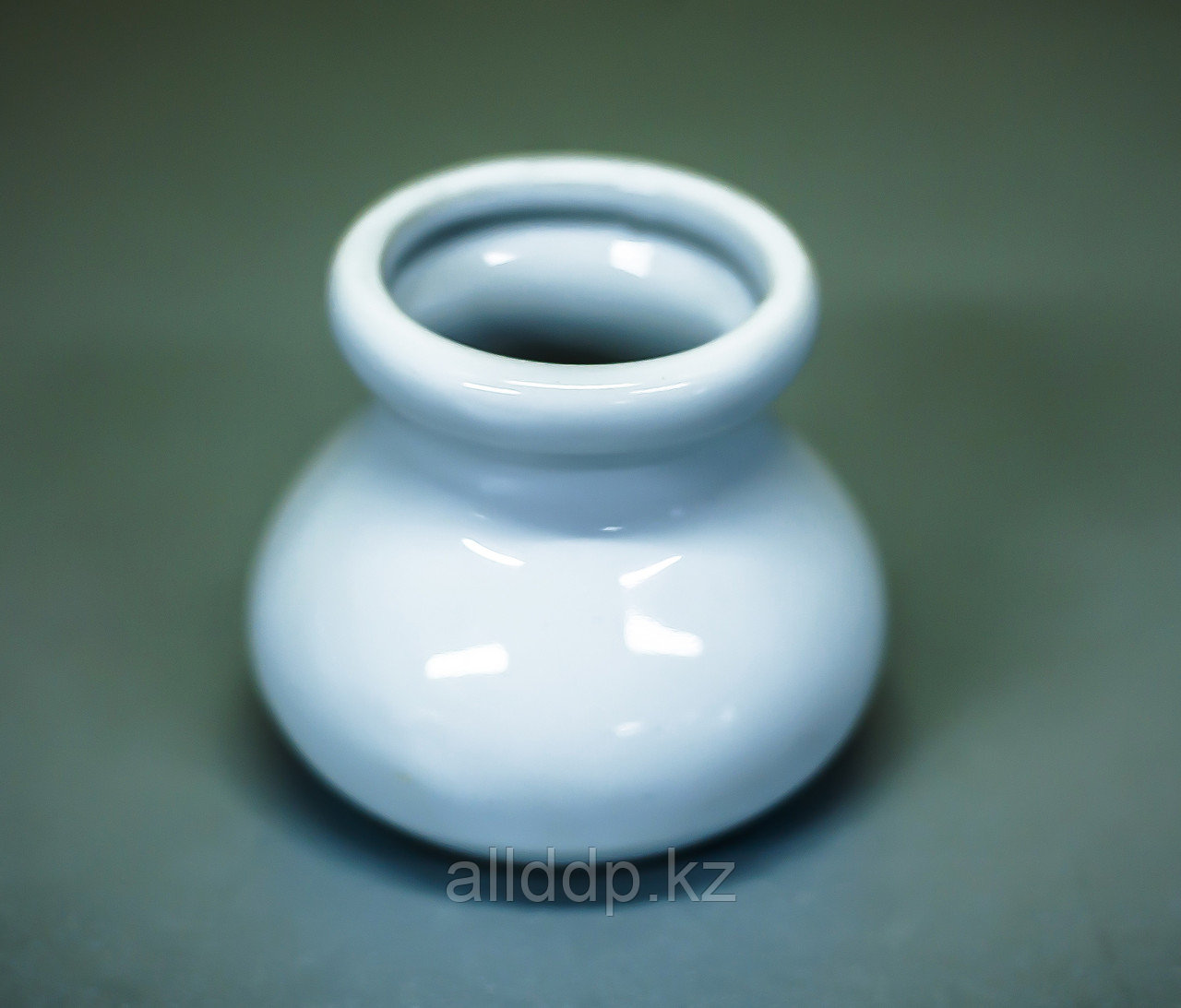 Декоративная баночка -сувенир (керамика, белая),6,5см
