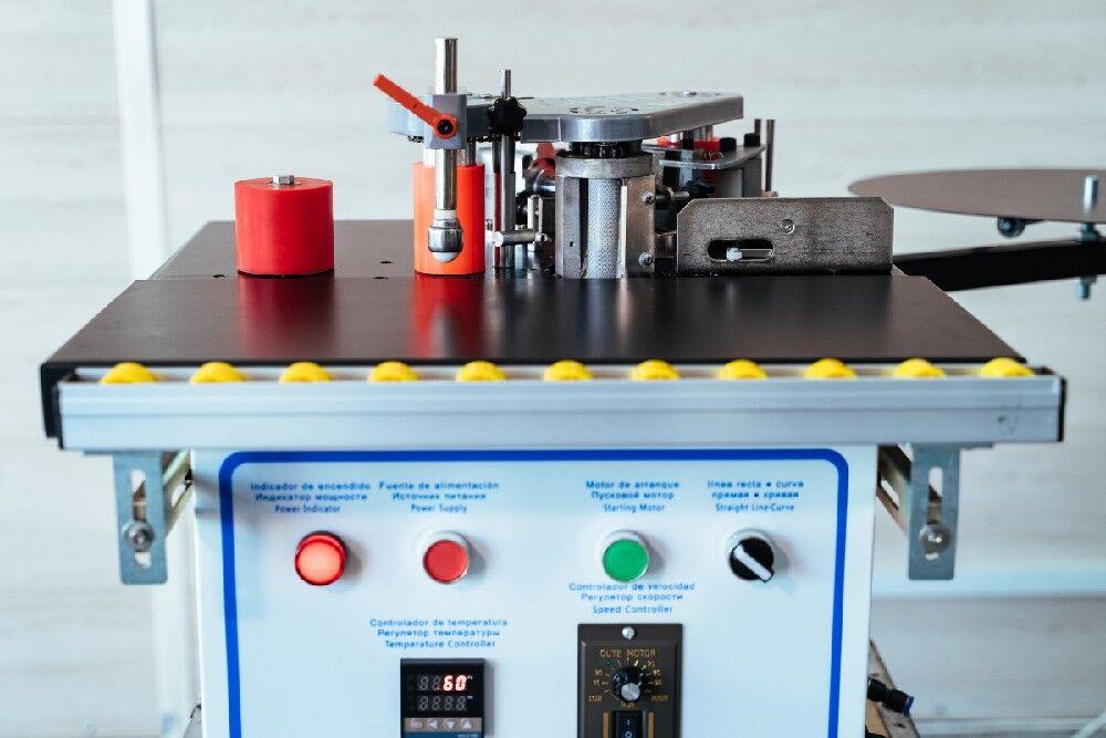 Кромкооблицовочный станок DELTAMACHINERY DM-105