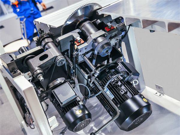 Форматно-раскроечный станок с ЧПУ KDT KS-132K