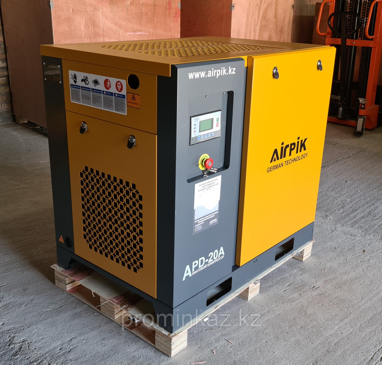 Винтовой компрессор APD-20A, -2,1 куб.м,10бар, 15кВт, AirPIK
