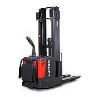 Штабелер Oxlift Premium PS 1546 самоходный с платформой оператора 1500 кг 4.6 м FFL