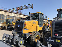 Автогрейдер XCMG GR215