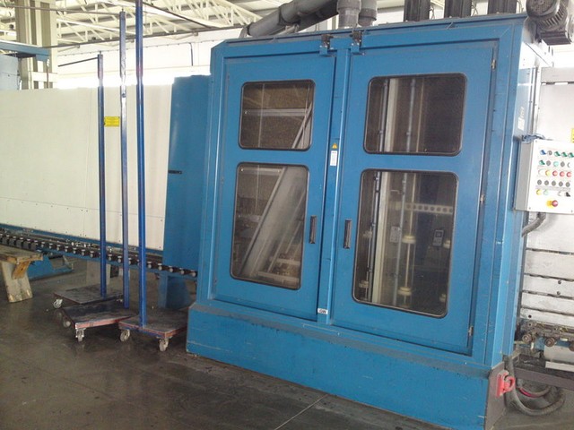 Стеклопакетная линия Bystronic 1600 X 4000 с газовым тандемным прессом и роботом герметизации.