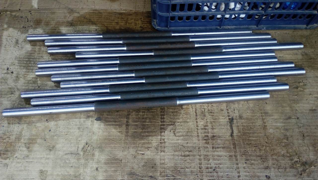 Шпильки М16*145 сталь 45