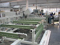 Распиловочный центр Haffner SBA-1 с тремя пильными дисками.