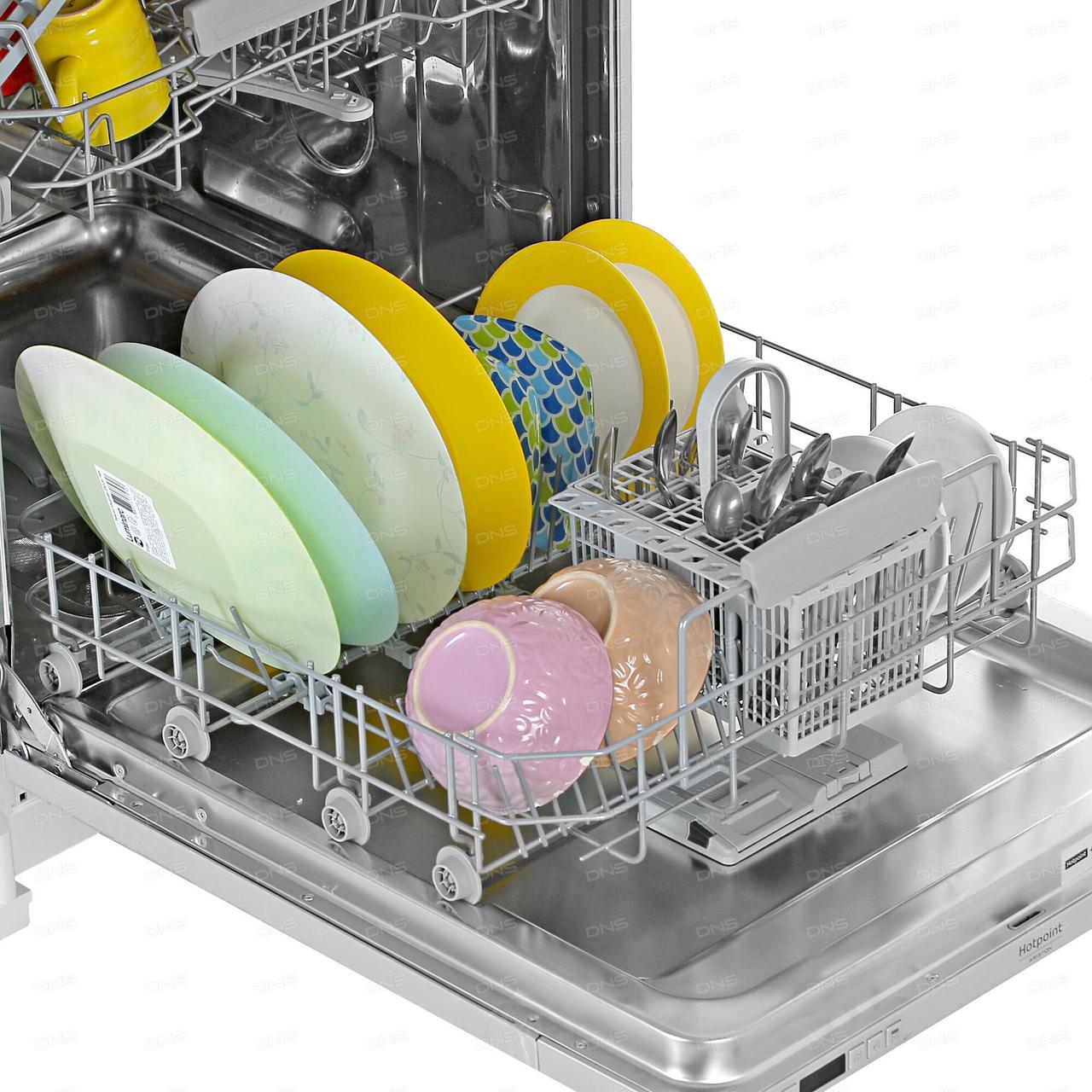 Посудомоечная машина Hotpoint-Ariston HIC 3C26 C