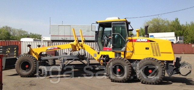 АВТОГРЕЙДЕР XCMG GR215