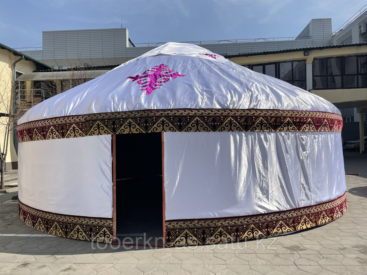 Юрта 6-ти канатная с металлическим каркасом