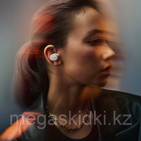 Беспроводные наушники BOWERS & WILKINS Pi8 Белый