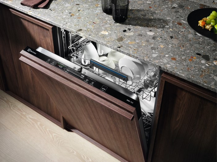 Встраиваемая посудомоечная машина Electrolux EEQ 47210 L