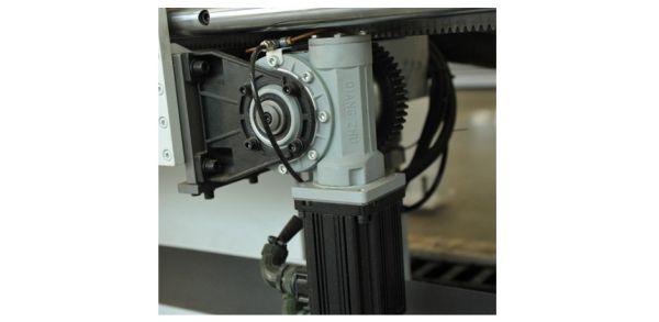 Форматно-раскроечный центр с ЧПУ KDT KS-828C