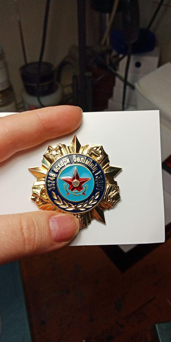 Изготовление значков по индивидуальному заказу
