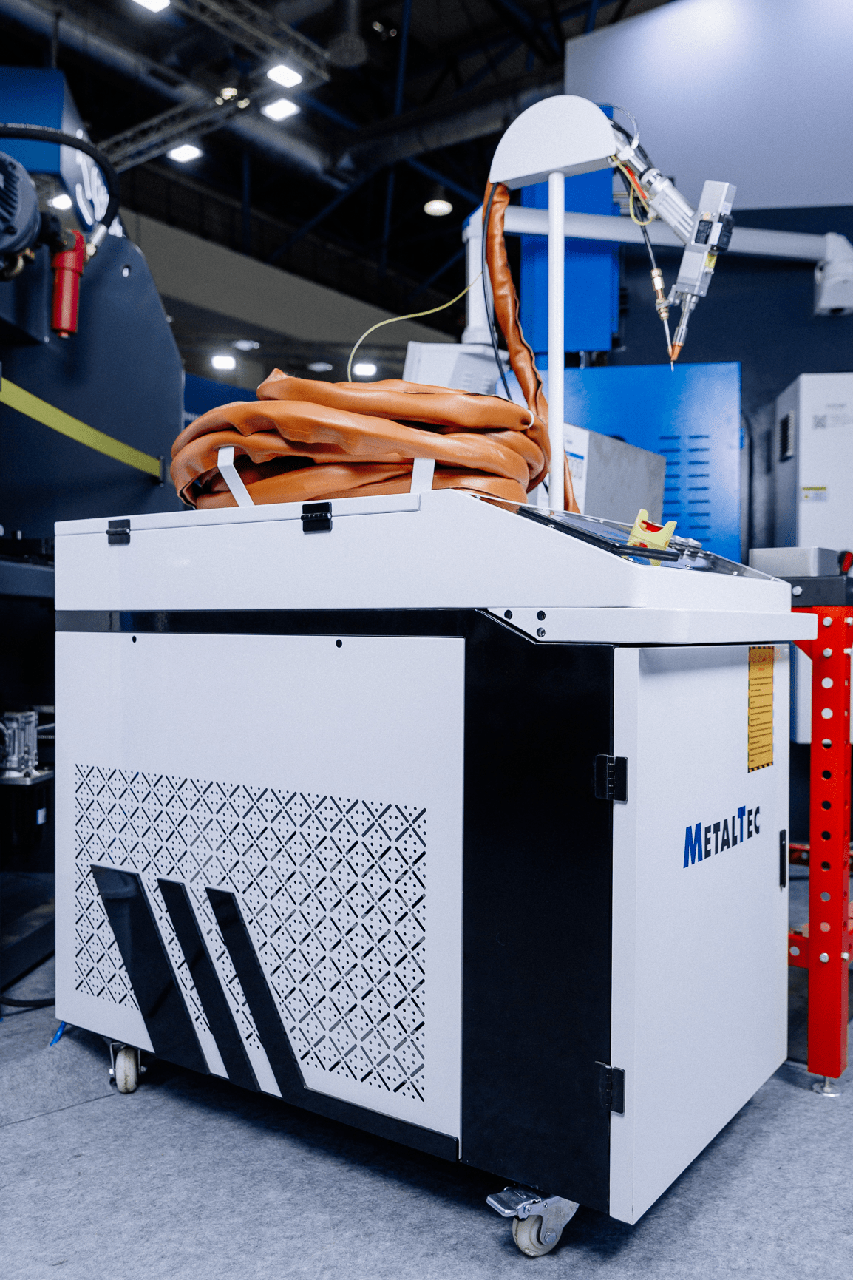 Оптоволоконная лазерная сварочная установка GlobalTechIndustries WL 1500