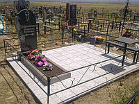 Цветник на кладбище "Бетонный"1