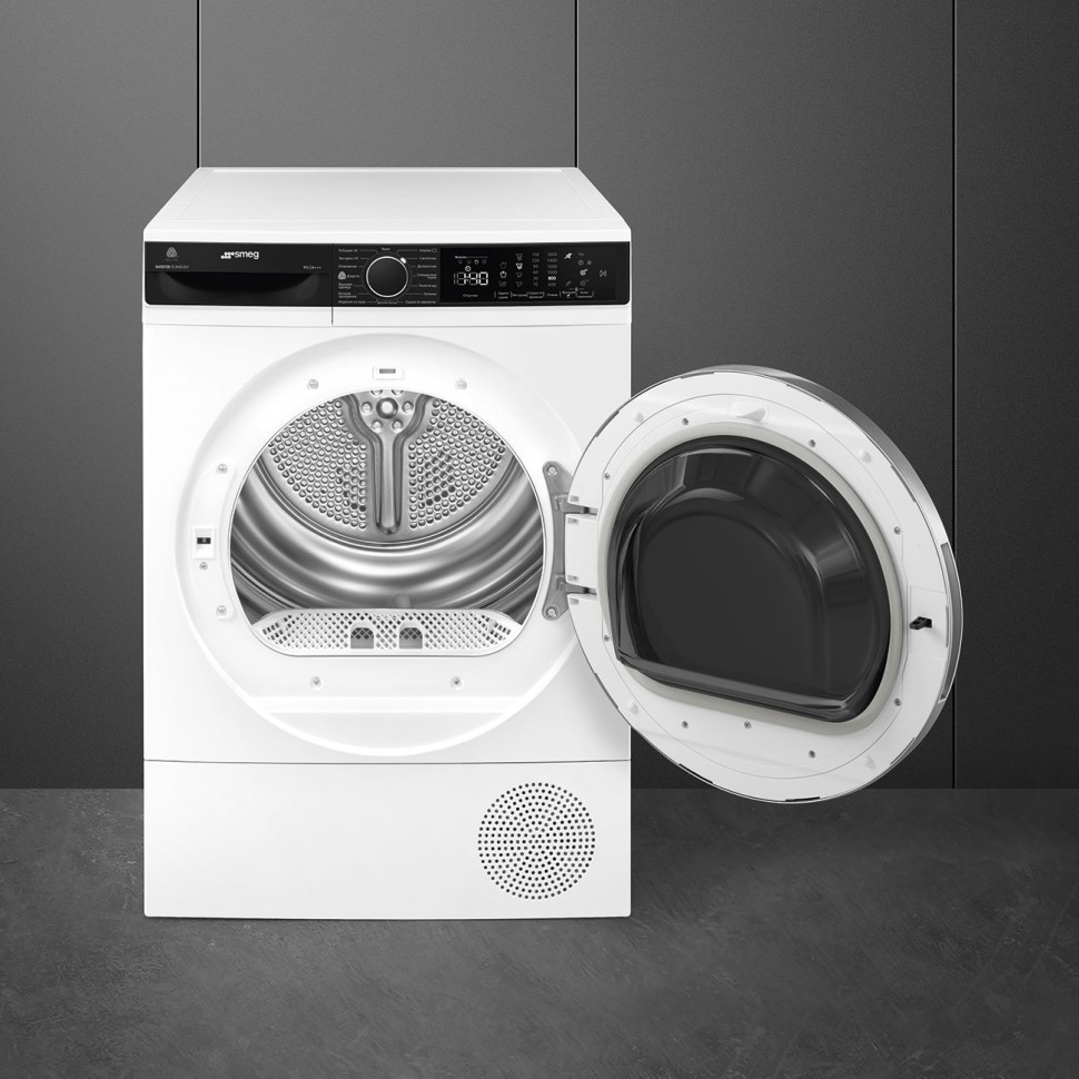 Smeg Отдельностоящая сушильная машина DT393RU4