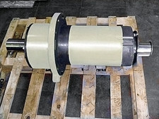 Вал шестерня Конусной дробилки pinion shaft 442.9937-01