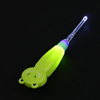 Палочка для чистки ушей LES-02, LED-подсветка, 3 насадки, от батареек, лягушка3