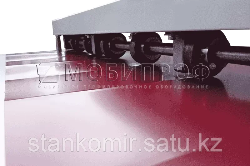 Станок для нанесения ребер жесткости СНР-1250