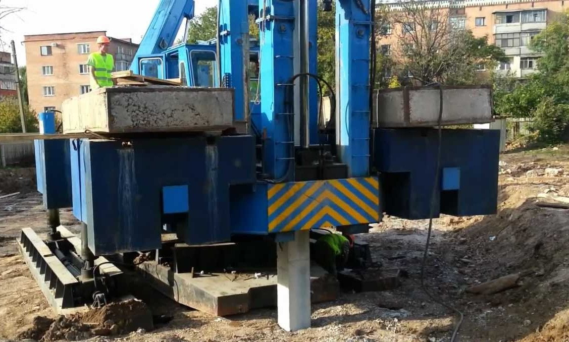 Вдавливание железобетонных свай, шпунта и двутавровой балки в Астане и других городах РК