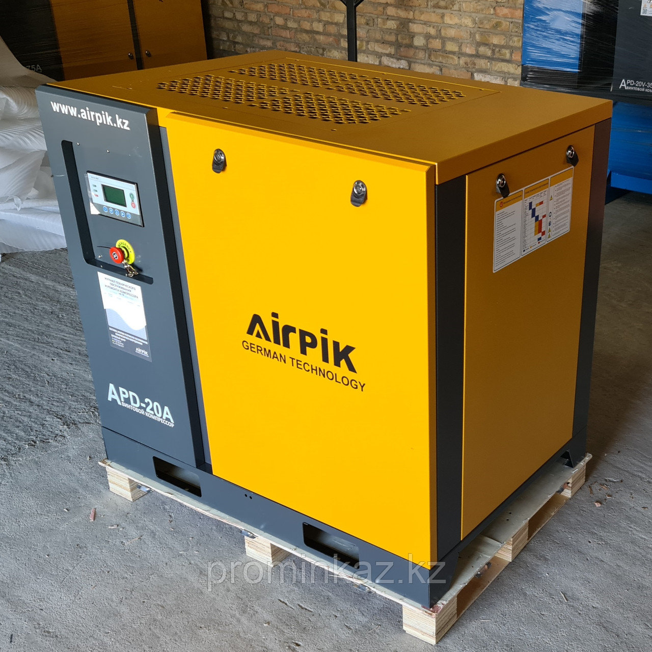 Винтовой компрессор APD-20A, -2,1 куб.м,10бар, 15кВт, AirPIK