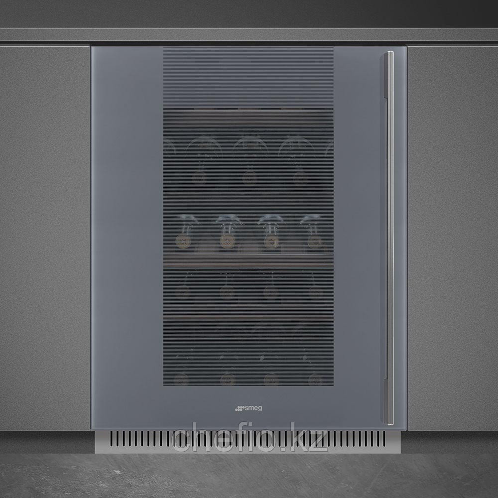 Двухзонный винный шкаф Smeg CVI138LS3