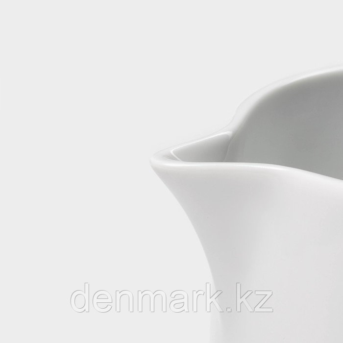 Молочник фарфоровый Magistro White gloss, 250 мл