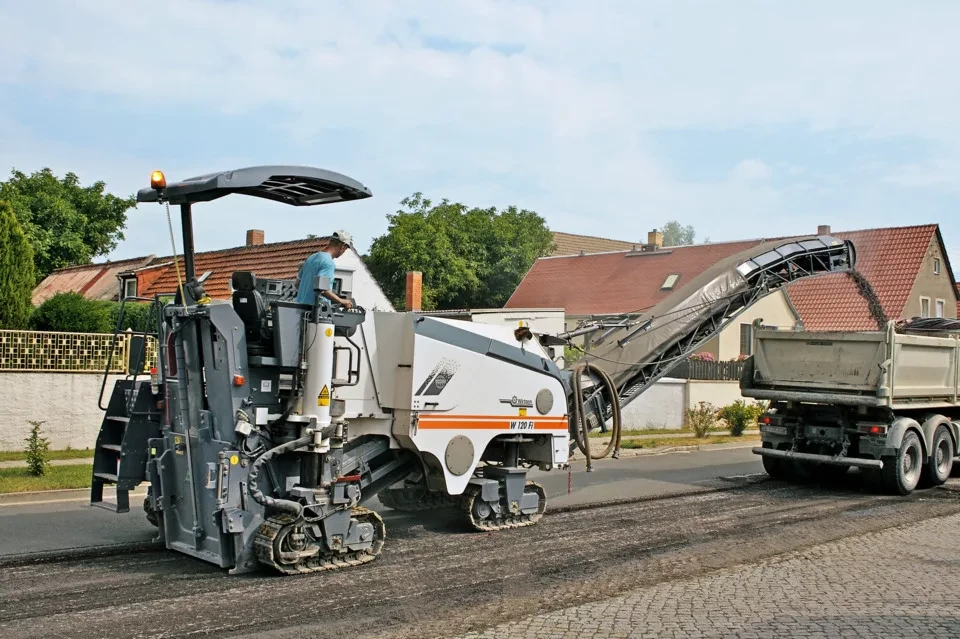 Аренда дорожной фрезы WIRTGEN F100
