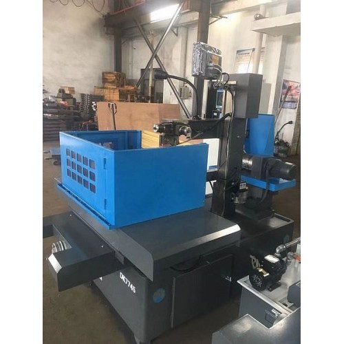 Многопроходной электроэрозионный проволочно-вырезной станок MetalTec DK 7745