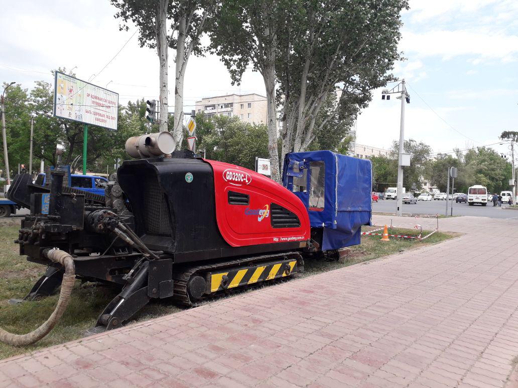 Прокладка труб под дорогой