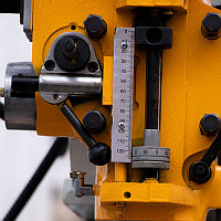 Фрезерный станок с УЦИ FHX-55PD5