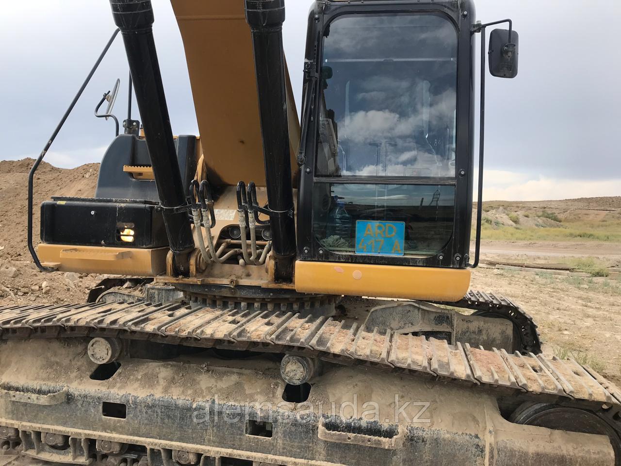 Аренда экскаватора CAT 330 D2L