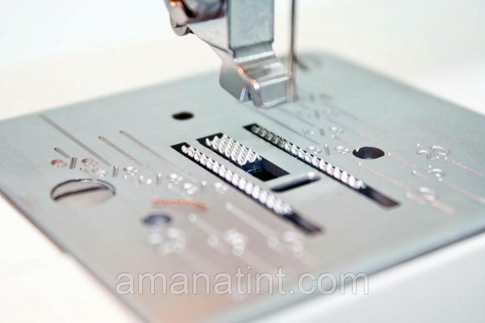 Швейная машинка Janome LE-20