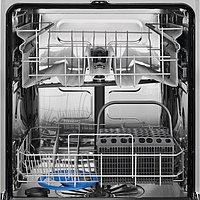 Встраиваемая посудомоечная машина Electrolux EES 27100 L1