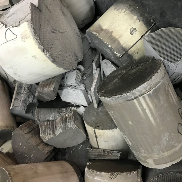 Сдать отработанные катализаторы от 15000-до 200000 тг/кг по анализу