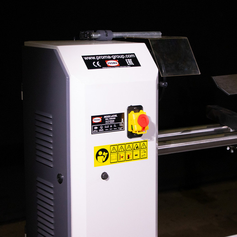 Деревообрабатывающий токарный станок DSL-1500/400