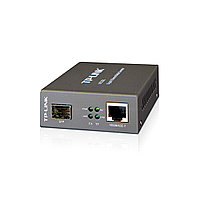 Медиаконвертер TP-Link MC220L серый