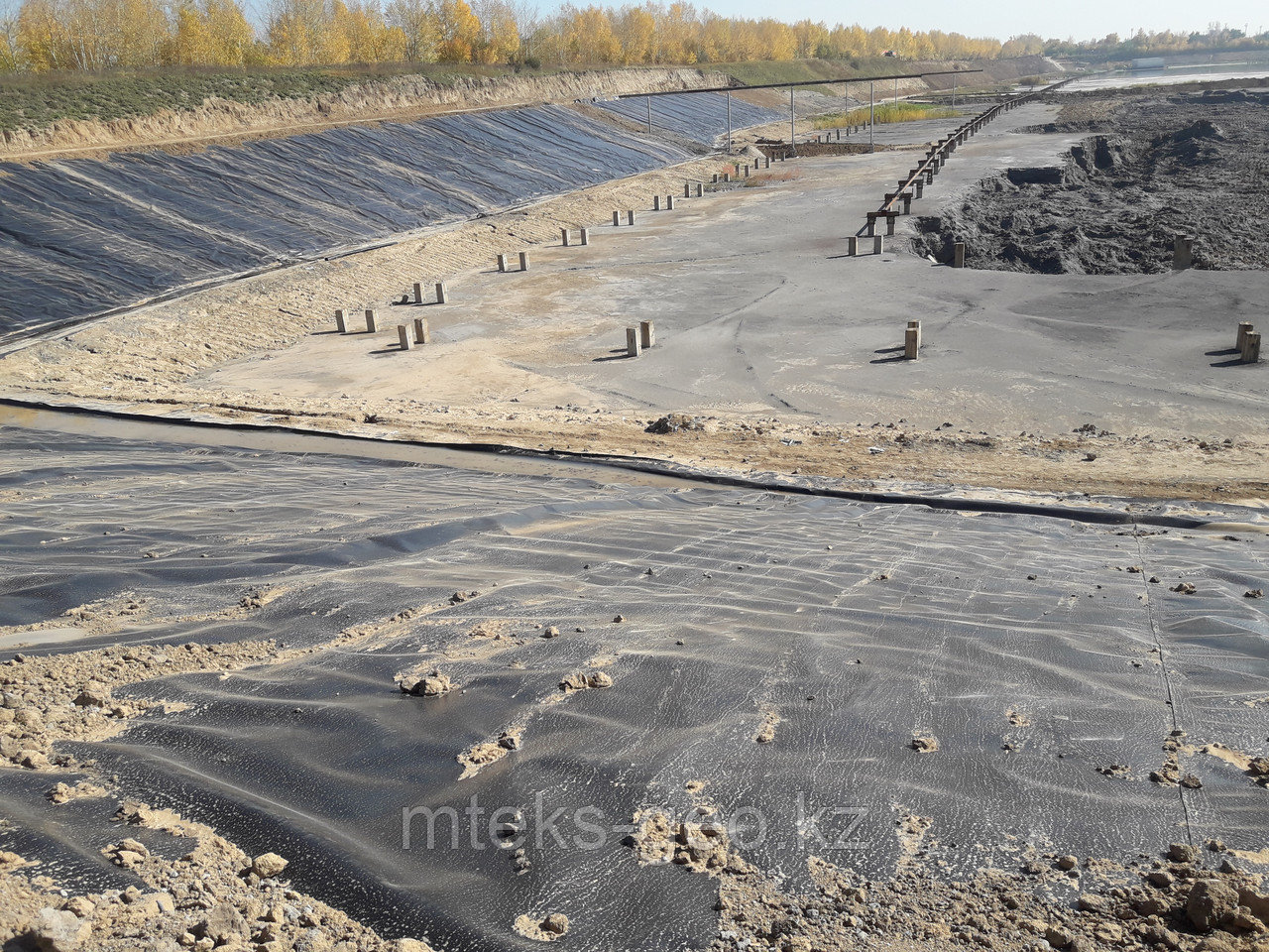 Золоотвалы и шламонакопители